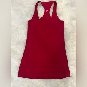 Lululemon red racerback size 4